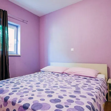 Dea Apartment